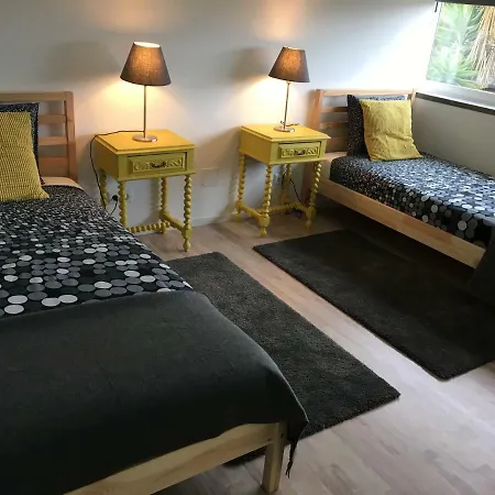 Bed and breakfast Byseacle-lisbon Bike Surf Camp Carcavelos (Lisbon)