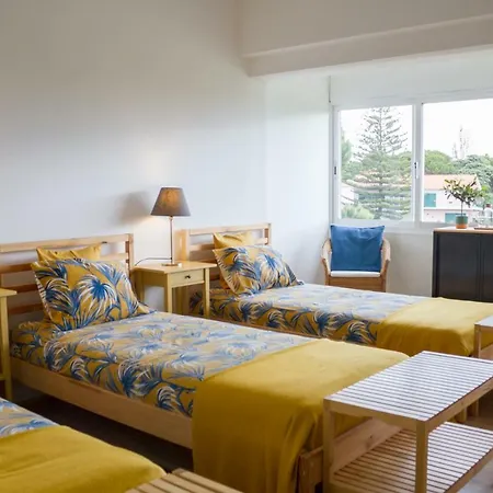 Byseacle-lisbon Bike Surf Camp Bed & Breakfast *