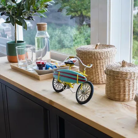 Byseacle-lisbon Bike Surf Camp Bed & Breakfast *